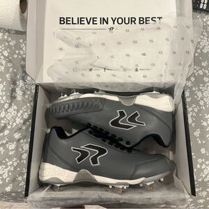Ringor Softball Metal Cleats